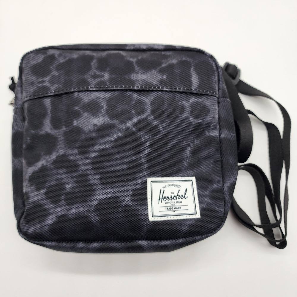 Herschel Supply Co Classic Crossbody Bag Digi Leopard Black Gray Messenger EUC